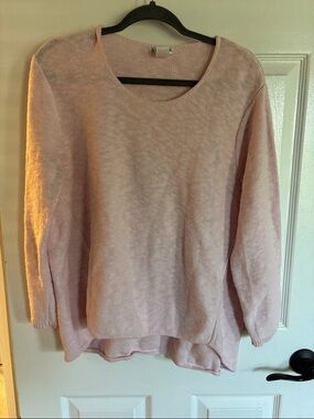 Women's Scoop Neck Lightweight Knit Sweater in Light Pink